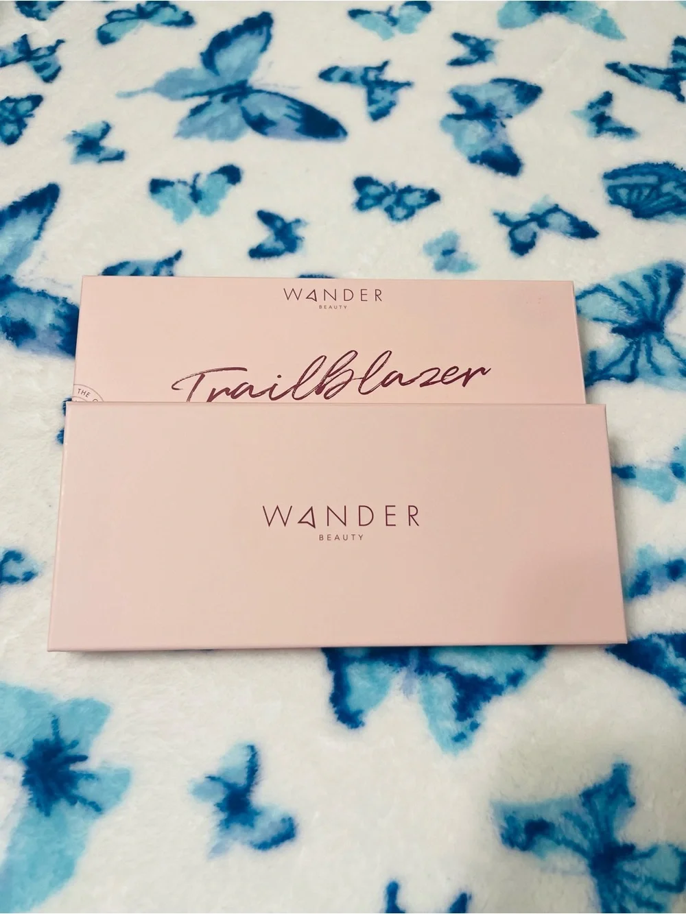 Wander Beauty Olive & Neutral 10-Color Eyeshadow Palette - New